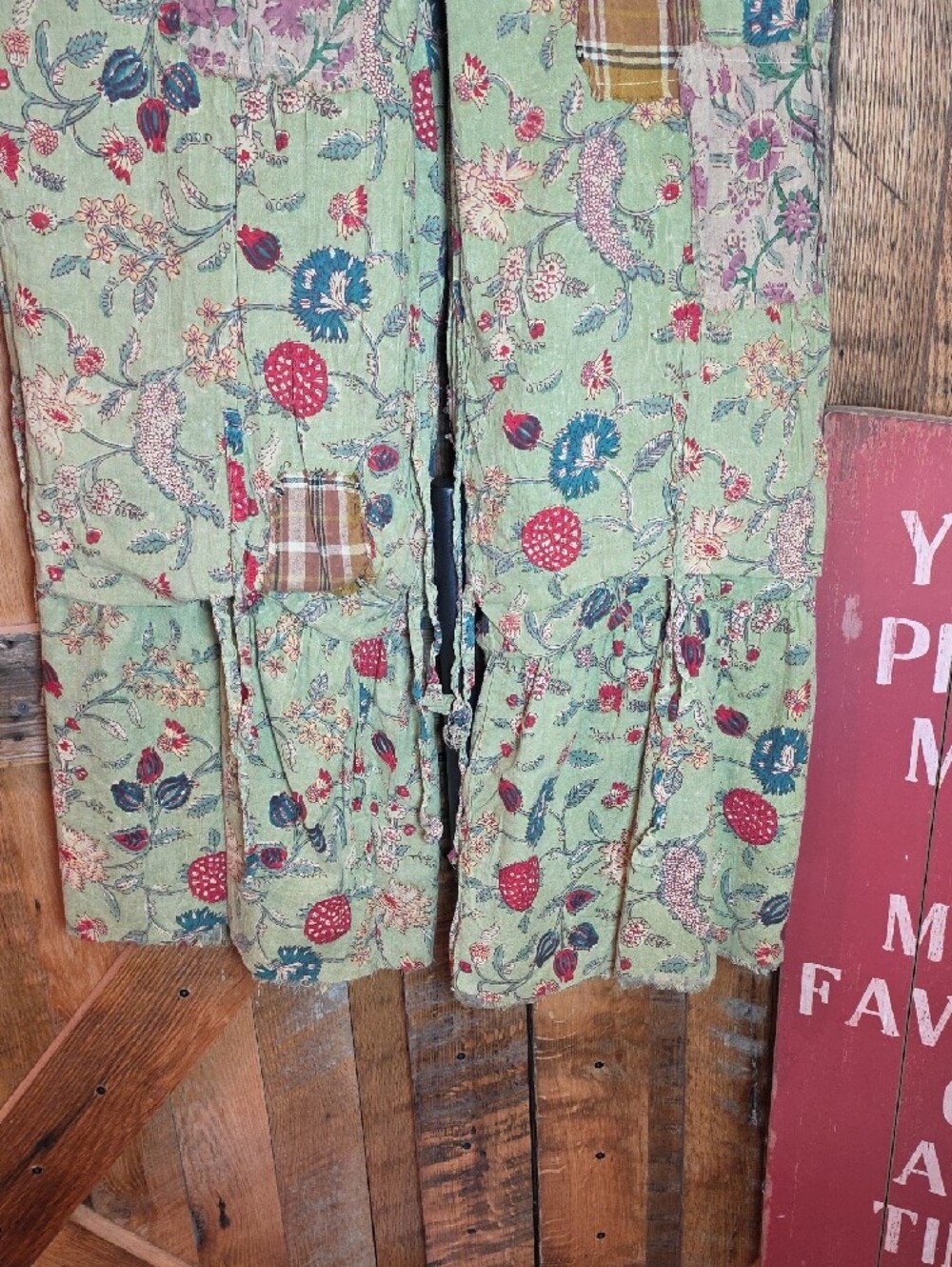 190p A Rare Bird Reversible Strawberry Pant - Picture 11 of 16